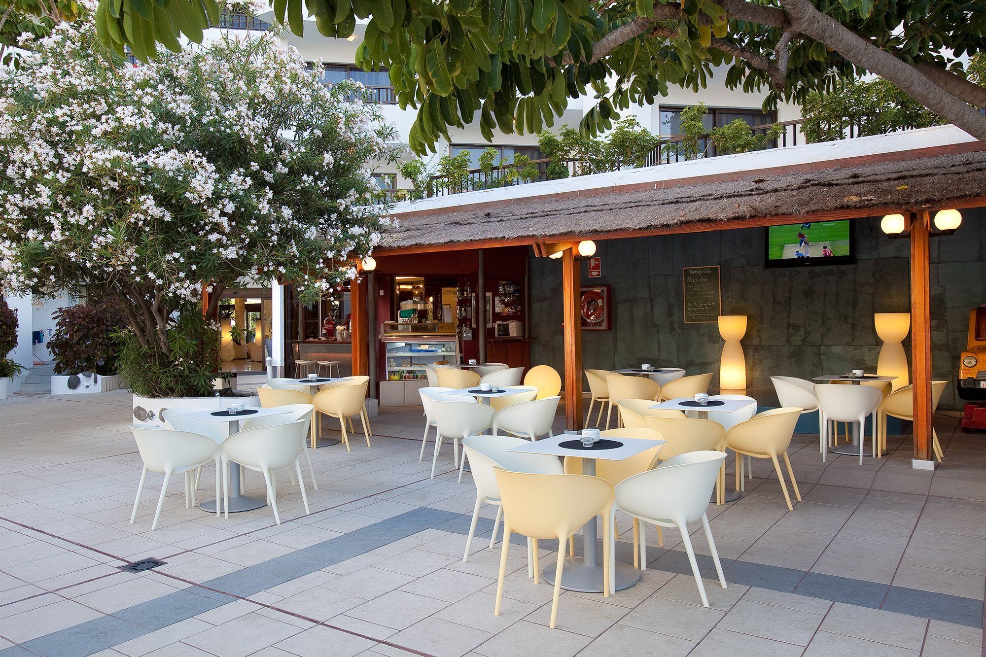 Aguamar Apartamentos, Los Cristianos Downtown Екстериор снимка